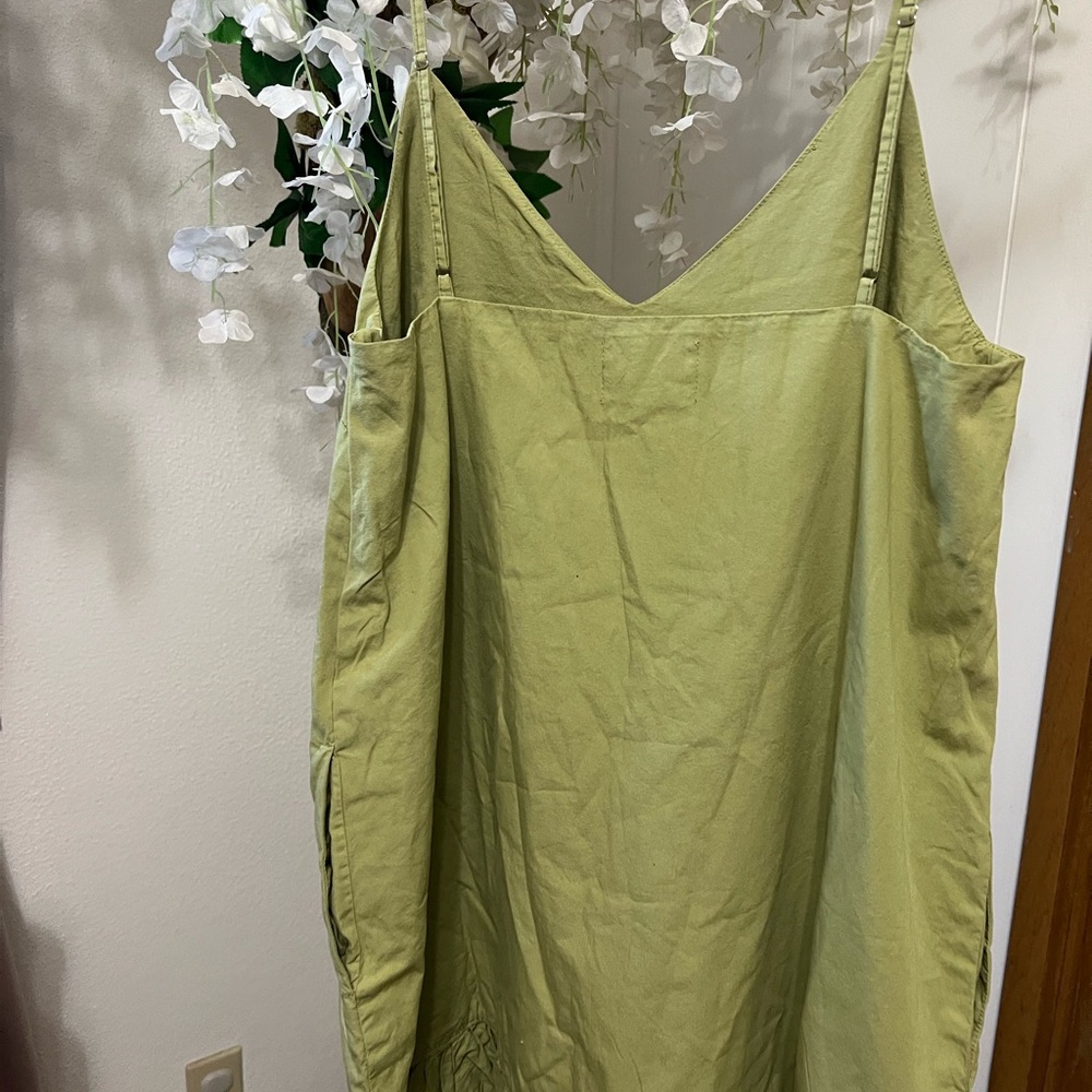 One Wednesday Boutique The Everywhere Green Halter Tiered Midi Sundress - Picture 9 of 11